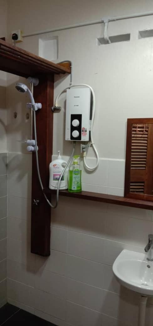 Naura Roomstay Kuala Tahan Habitación foto