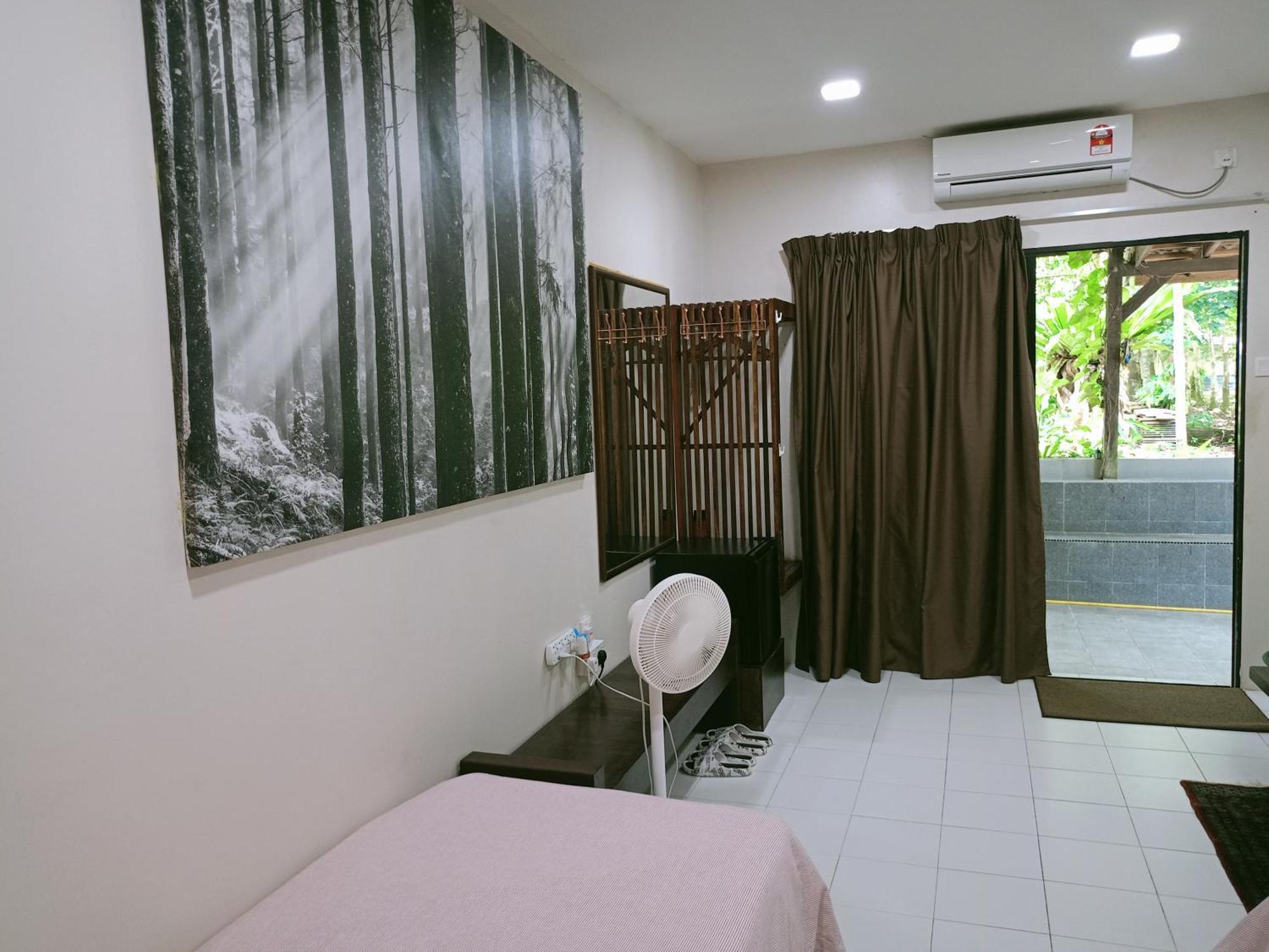 Naura Roomstay Kuala Tahan Exterior foto