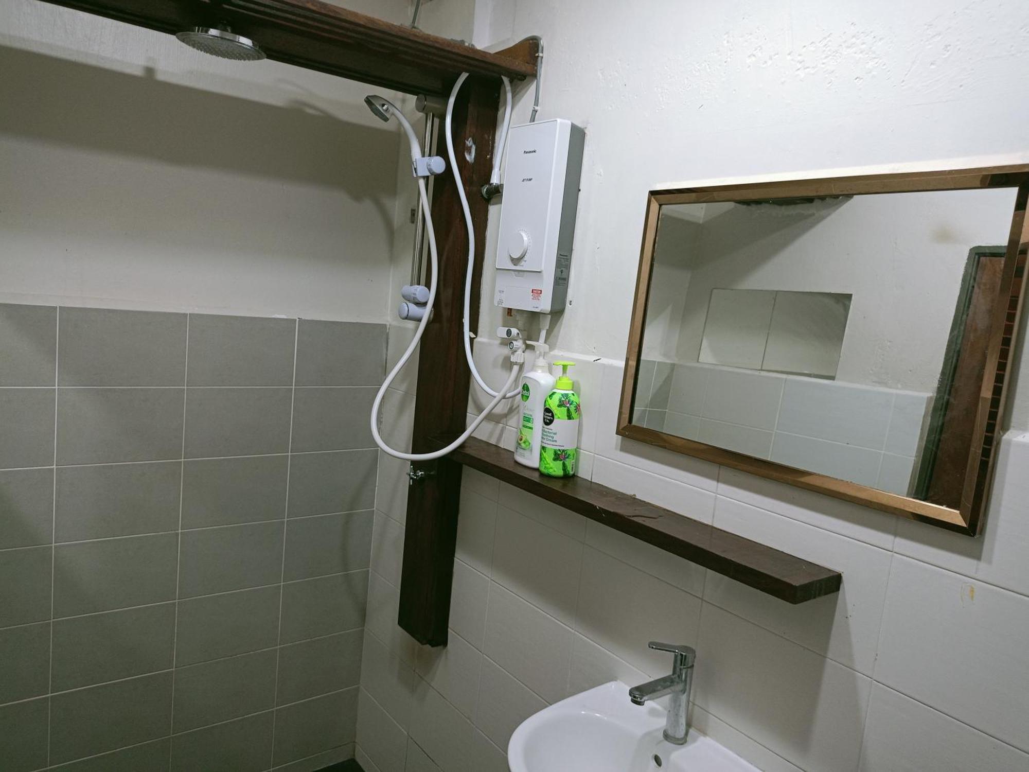 Naura Roomstay Kuala Tahan Exterior foto
