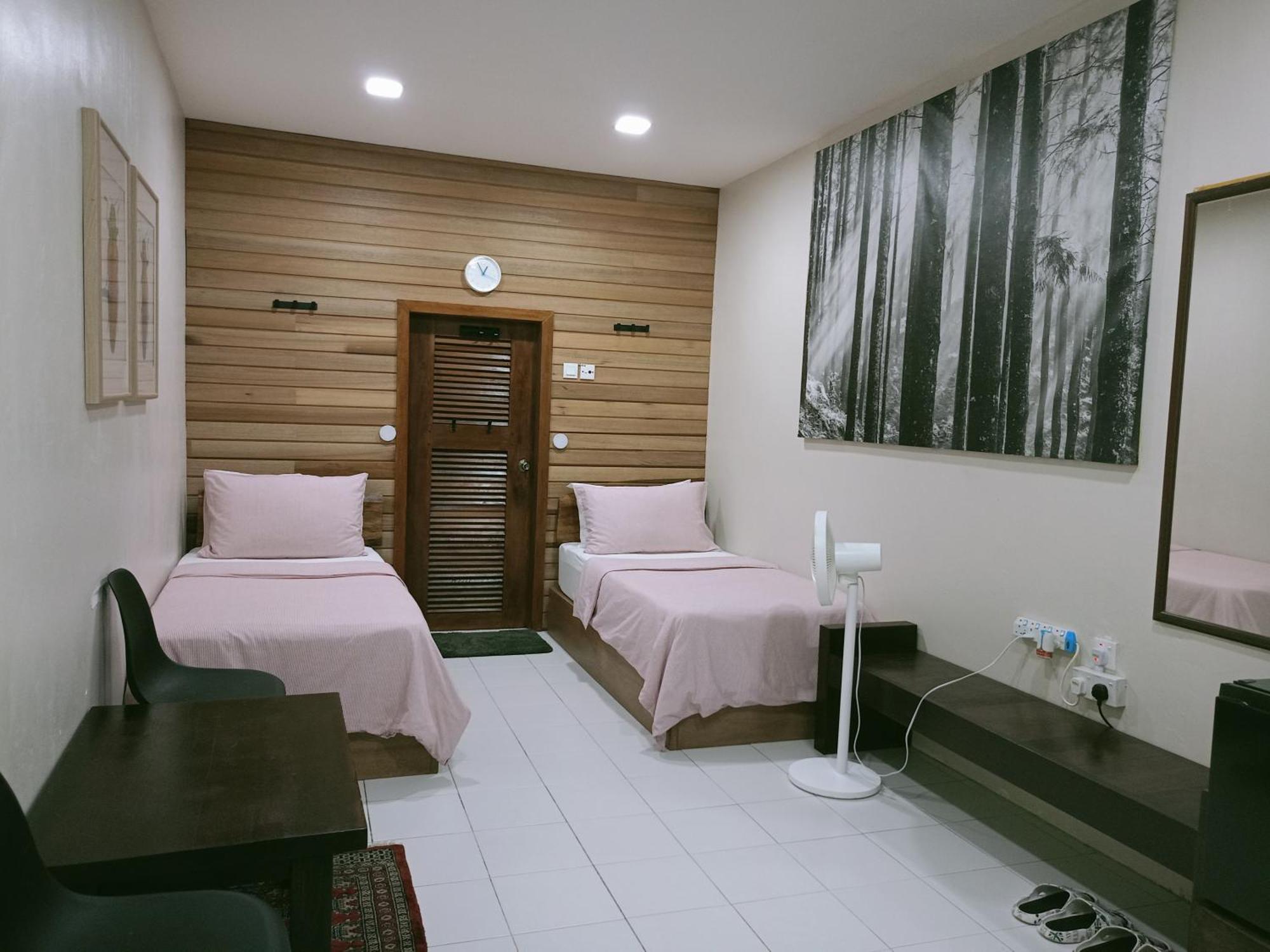 Naura Roomstay Kuala Tahan Exterior foto