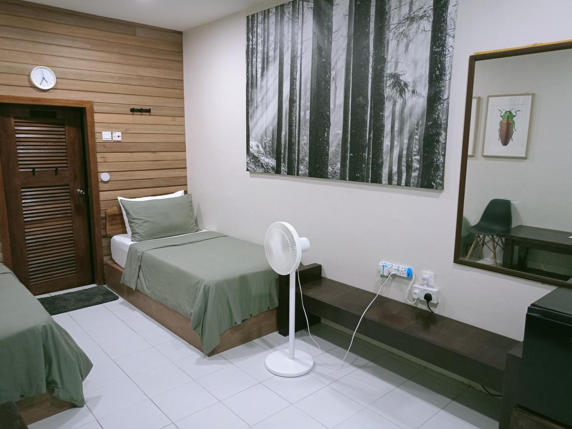 Naura Roomstay Kuala Tahan Exterior foto