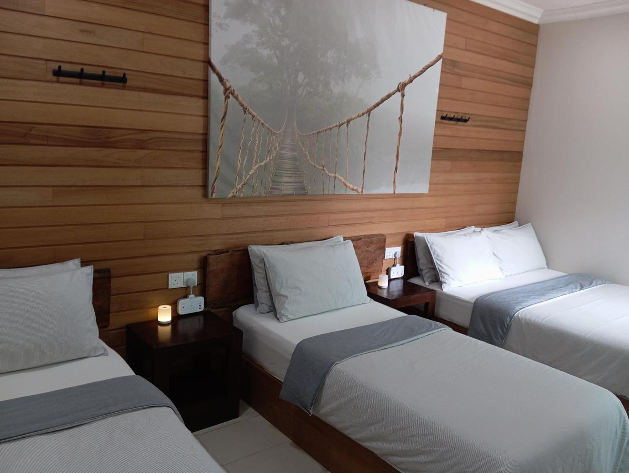 Naura Roomstay Kuala Tahan Exterior foto