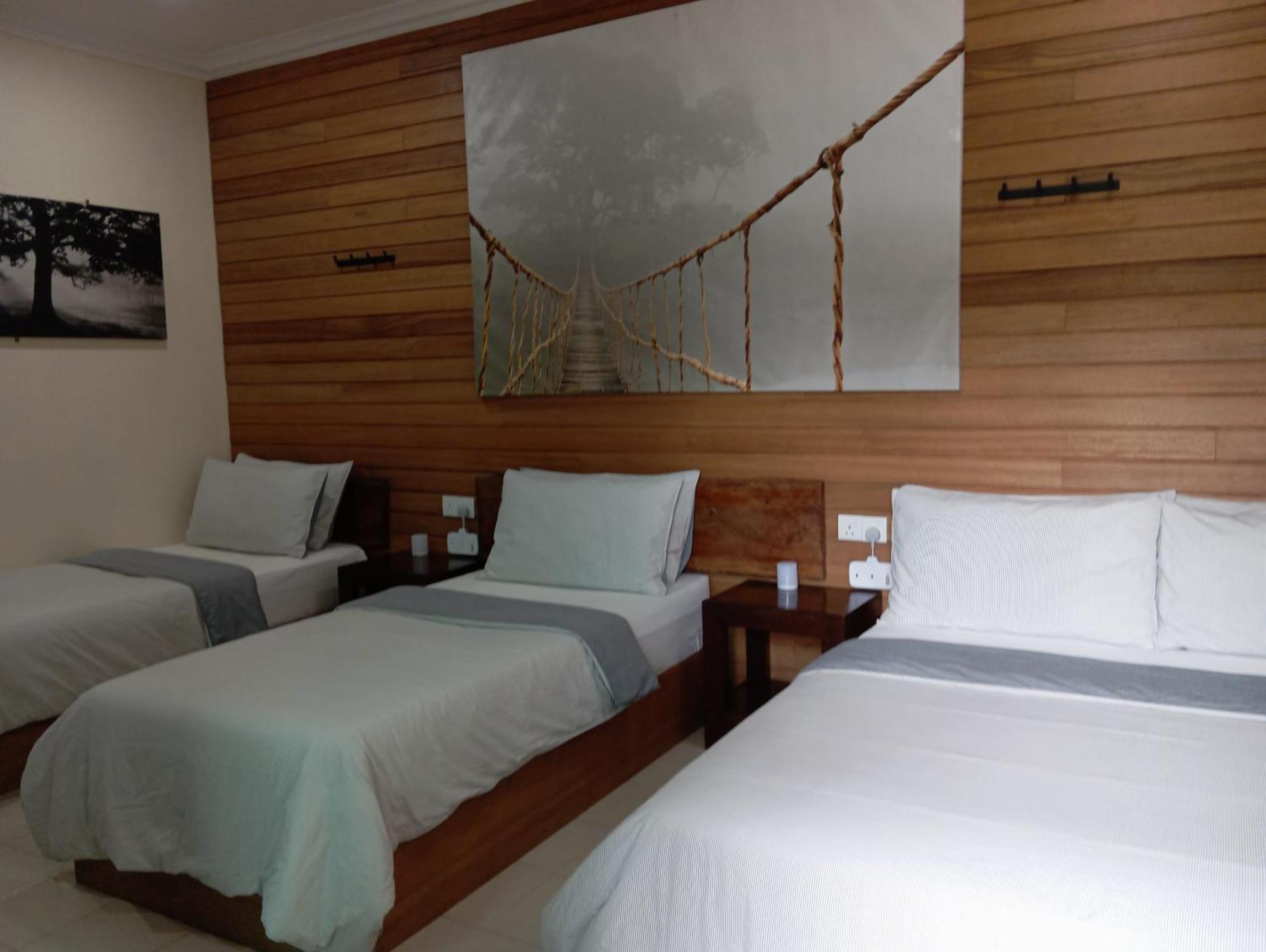 Naura Roomstay Kuala Tahan Exterior foto